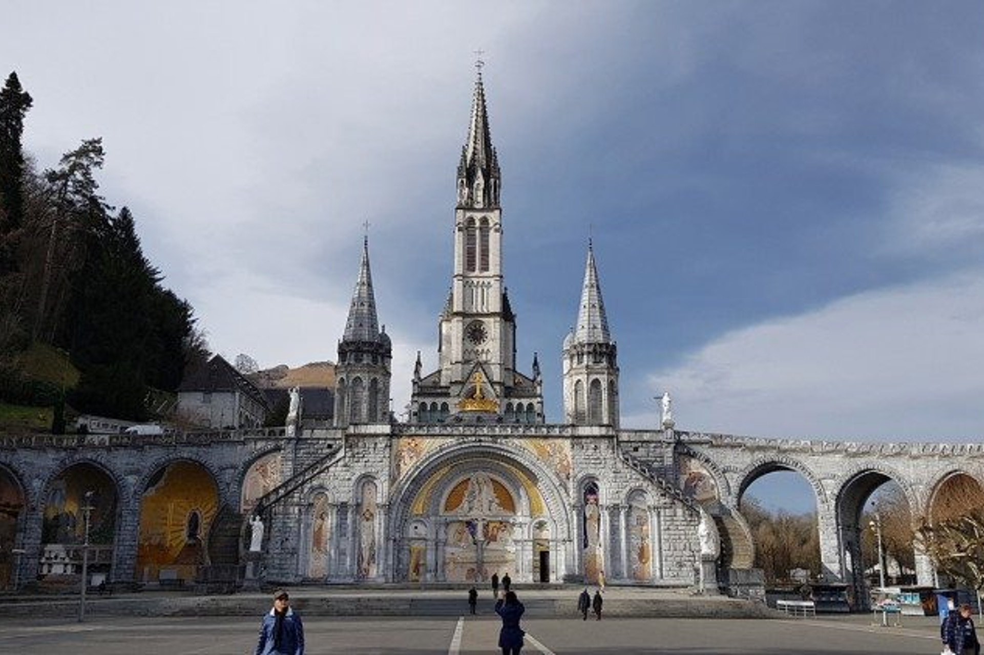 Lourdes to host first online world pilgrimage